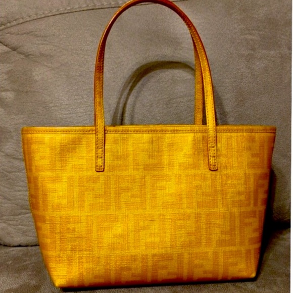 Fendi mini zucca tote-gold and rare! - Picture 1 of 8